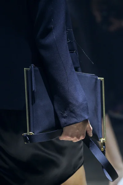 Look 22
